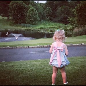 Gorgeous bubble romper, Size 2T!